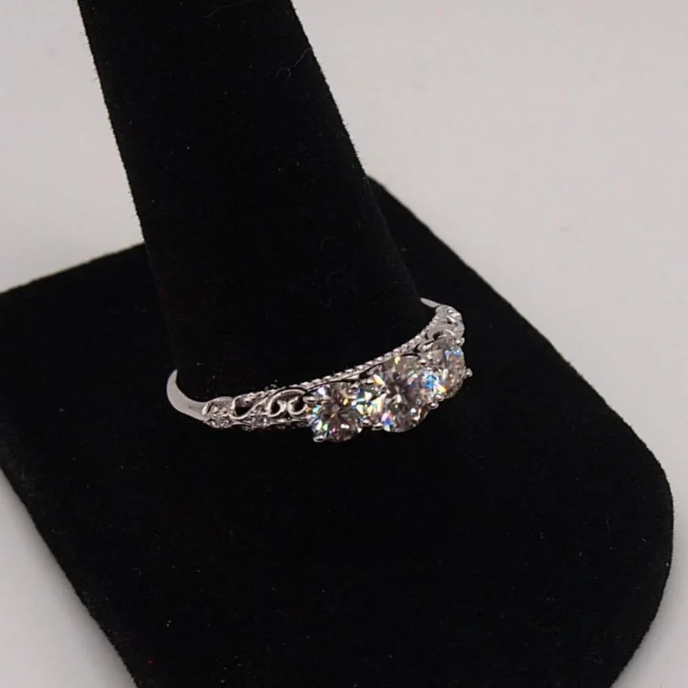 Stunning Petite 3 Stone GRA Certified 1.10Ctw Moissanite Diamond Ring - Picture 8 of 15